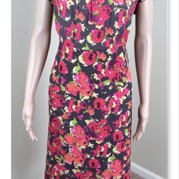 Maxi - Picture 3 of 8